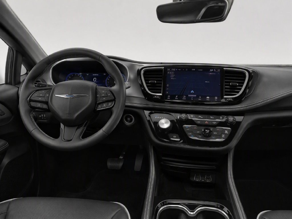 Used 2025 Chrysler Pacifica Limited FWD image 36