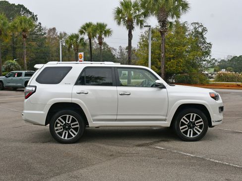 Used 2017 Toyota 4Runner Limited image 2