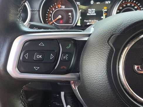 Used 2020 Jeep Wrangler Unlimited Sahara w/ Uconnect 4C Nav & Sound Group AWD/4WD image 28