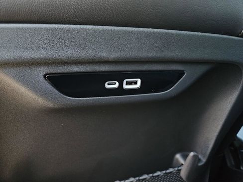 New 2026 Chrysler Pacifica Select image 33