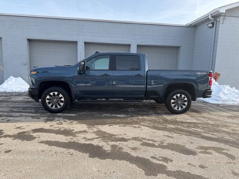 Certified 2024 Chevrolet Silverado 2500 Custom image 6