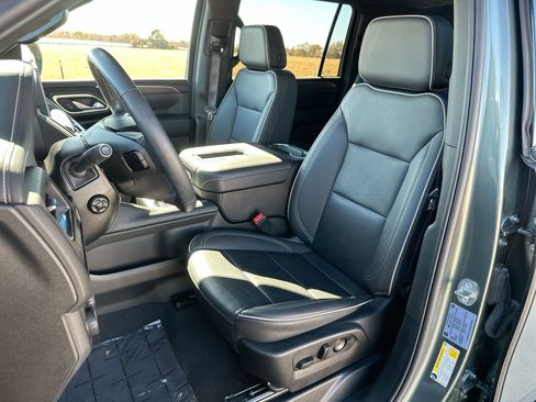 Used 2024 Chevrolet Suburban Premier w/ Max Trailering Package image 11