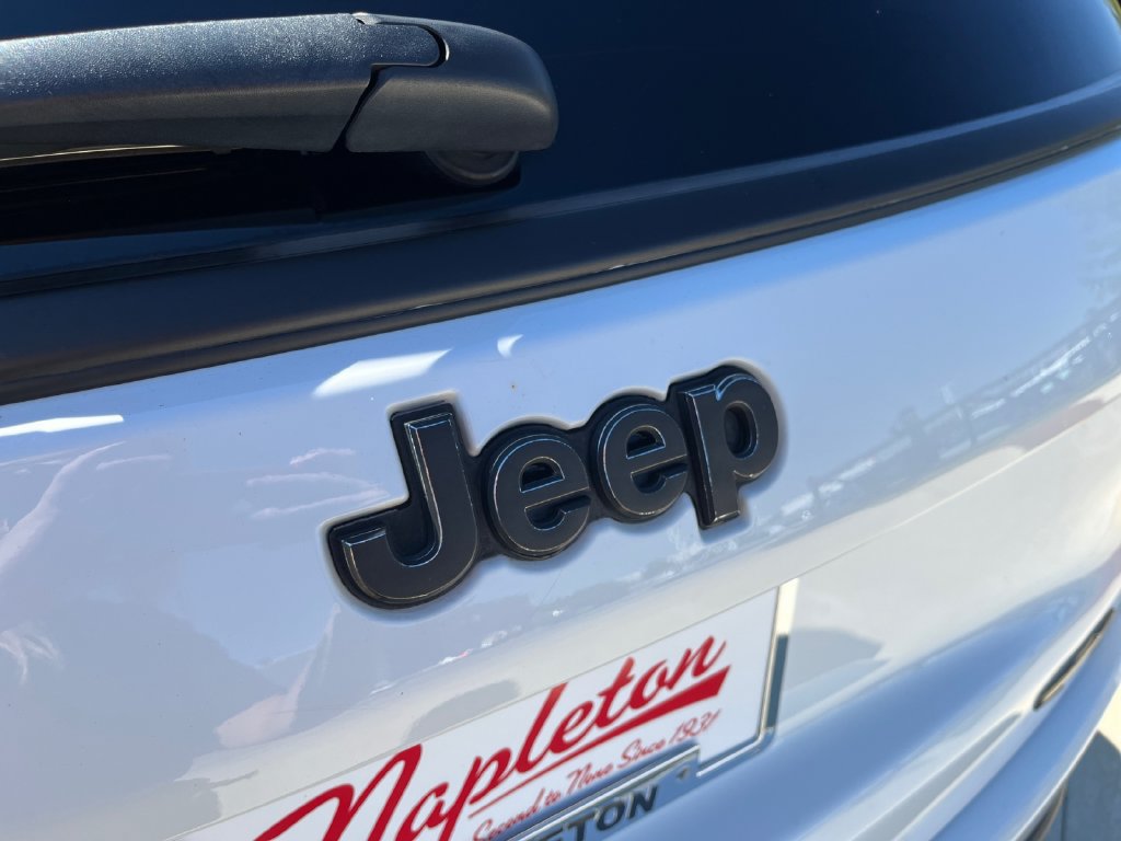 Used 2022 Jeep Compass Latitude AWD/4WD image 33