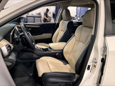 Used 2023 Subaru Outback Limited image 25