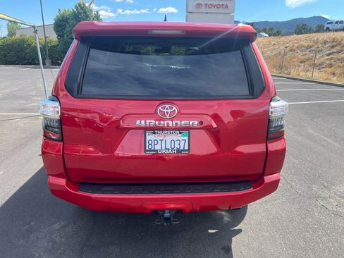 Certified 2020 Toyota 4Runner SR5 RWD image 10