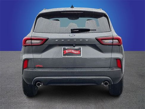 Used 2025 Ford Escape ST-Line image 5