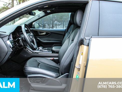 Used 2024 Audi Q8 Premium Plus w/ Premium Plus Package image 17