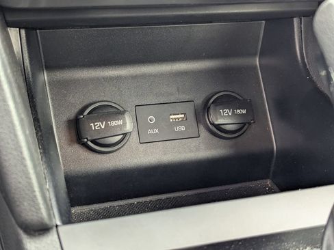 Used 2019 Hyundai Elantra SE w/ Cargo Package FWD image 14