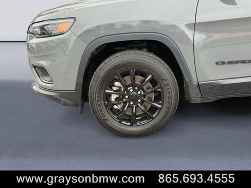 Used 2023 Jeep Cherokee Altitude Lux image 9