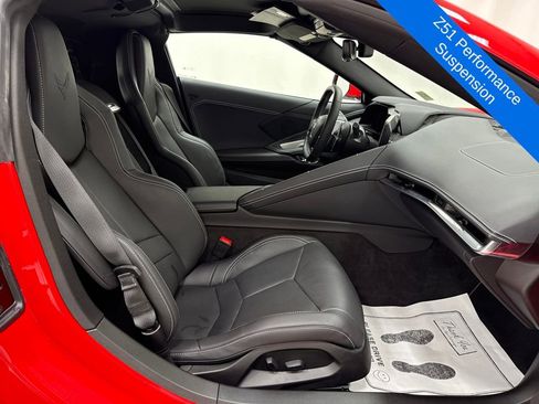 Used 2024 Chevrolet Corvette Stingray Coupe w/ Z51 Performance Package image 9