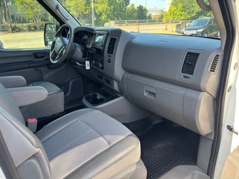 Used 2018 Nissan NV 1500 SV image 16