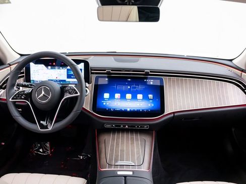 Used 2025 Mercedes-Benz E 450 4MATIC All-Terrain Wagon image 10