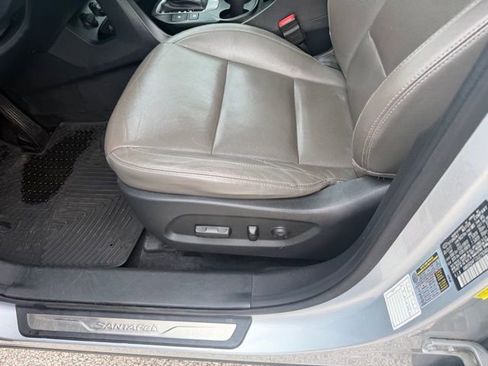 Used 2018 Hyundai Santa Fe Limited AWD/4WD image 18