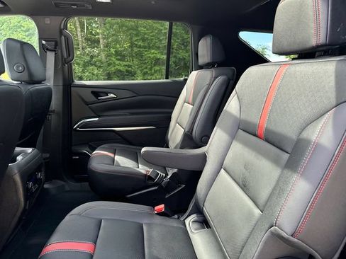 Certified 2025 Chevrolet Traverse RS AWD/4WD image 21