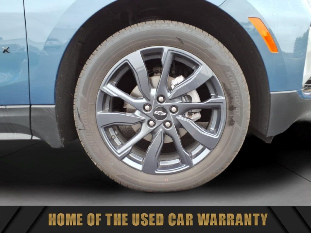 Used 2024 Chevrolet Equinox RS w/ LPO, Floor Liner Package FWD image 11