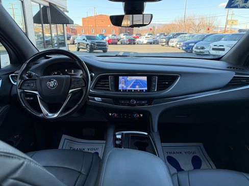 Used 2024 Buick Enclave Premium image 15