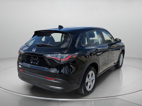 Used 2024 Honda HR-V LX image 8