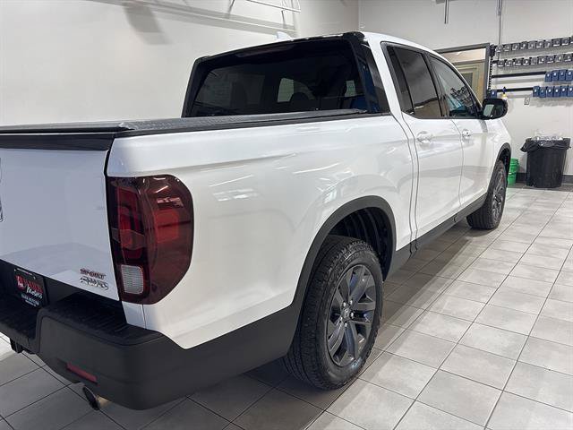 Used 2023 Honda Ridgeline Sport image 4