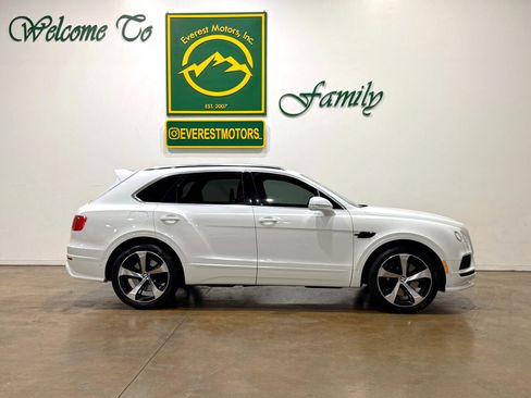 Used 2019 Bentley Bentayga image 8