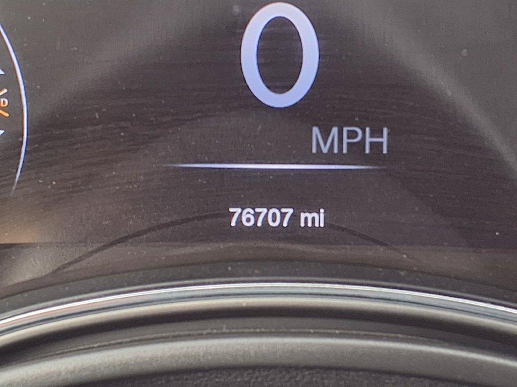 Used 2022 Jeep Grand Cherokee Laredo E RWD image 34