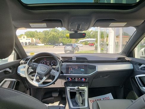 Used 2021 Audi Q3 2.0T Premium AWD/4WD image 19