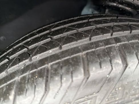 Used 2024 Chevrolet Blazer LT w/ Convenience Package image 11