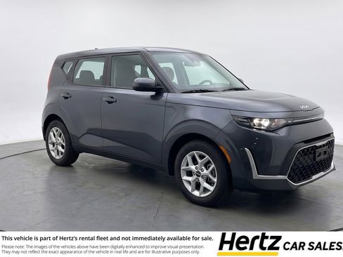 Used 2025 Kia Soul LX w/ LX Technology Package FWD image 1