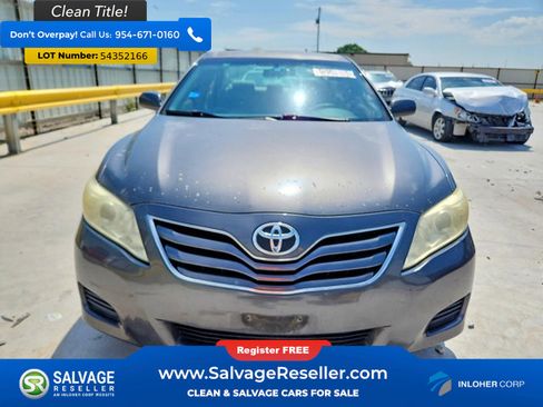 Used 2011 Toyota Camry LE w/ LE Extra-Value Pkg FWD image 7