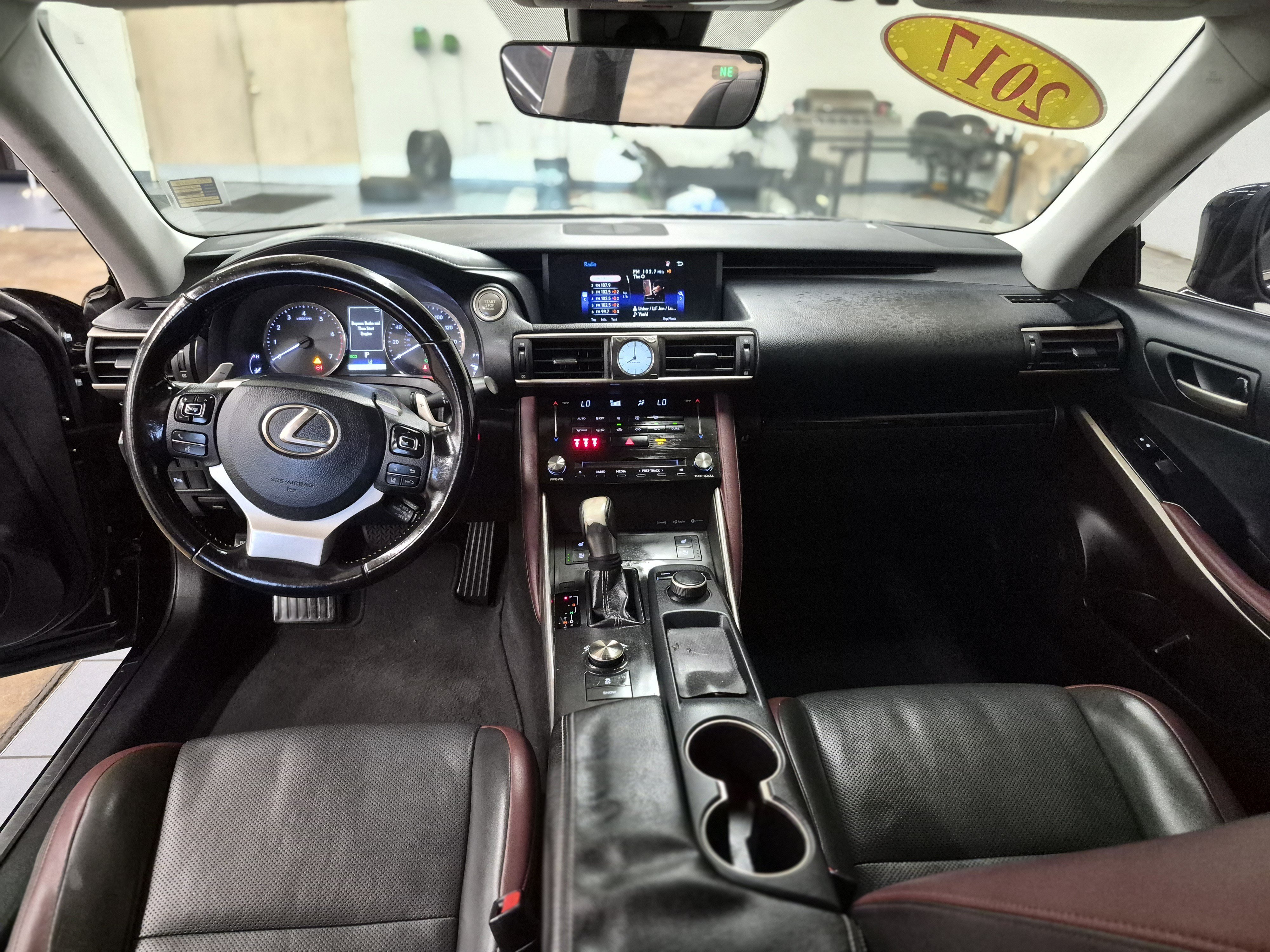 Used 2017 Lexus IS 200t w/ Premium Package RWD image 19
