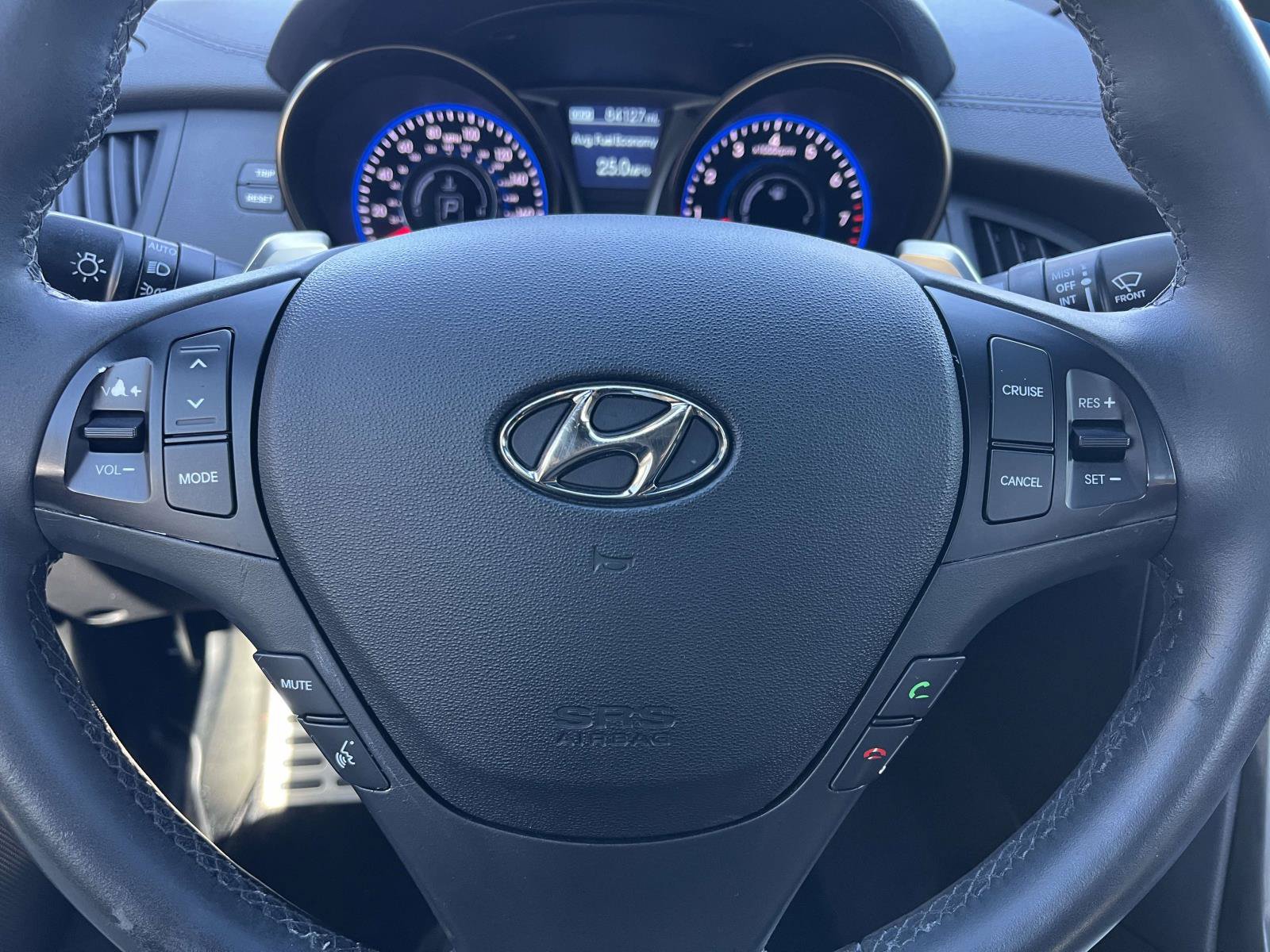 Used 2015 Hyundai Genesis 3.8 RWD image 21