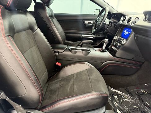 Used 2022 Ford Mustang GT Premium w/ Equipment Group 401A image 16