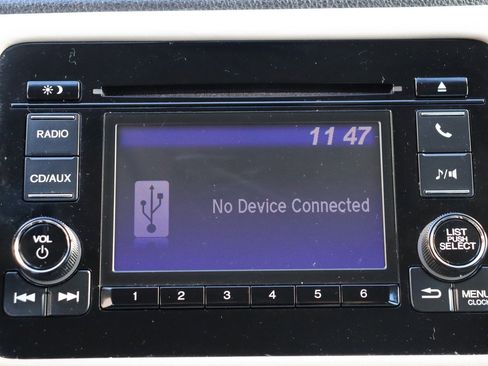 Used 2017 Honda HR-V LX image 34