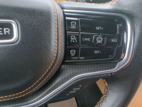 Used 2023 Jeep Grand Wagoneer L Series III w/ Quick Order Packagew 28T AWD/4WD image 37