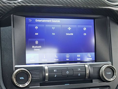 Used 2020 Ford Mustang Shelby GT500 w/ Technology Package RWD image 19