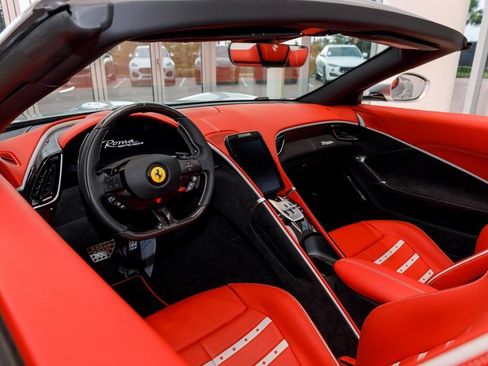 Used 2024 Ferrari Roma Spider image 37