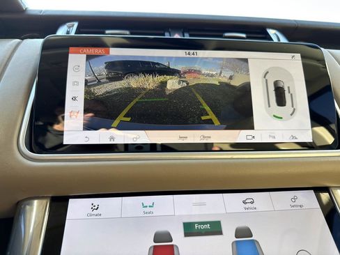 Used 2018 Land Rover Range Rover Sport HSE image 23