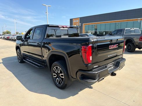 Used 2020 GMC Sierra 1500 AT4 w/ AT4 Premium Package AWD/4WD image 3