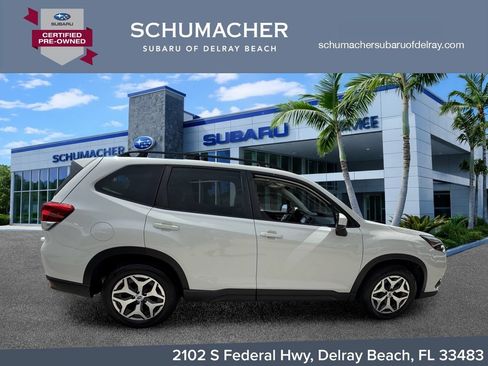 Certified 2023 Subaru Forester Premium AWD/4WD image 8