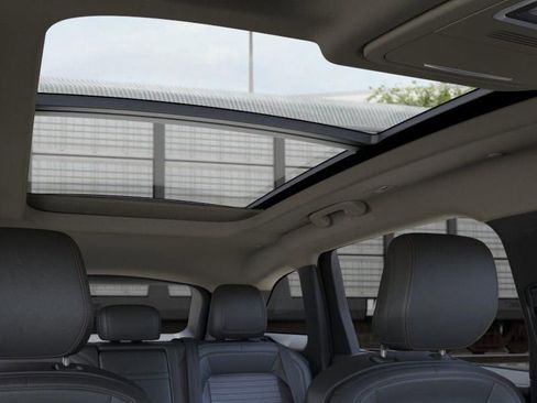 New 2026 Lincoln Nautilus Reserve w/ Jet Appearance Package image 22