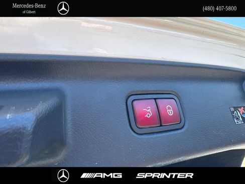 Certified 2022 Mercedes-Benz S 500 4MATIC image 8