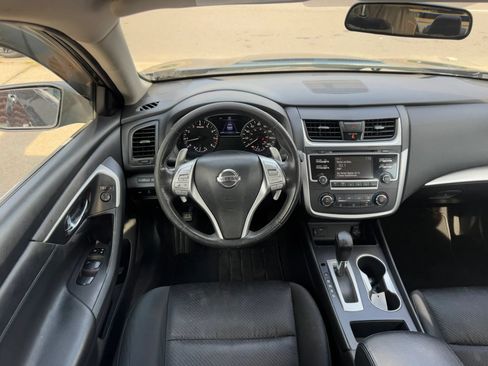 Used 2016 Nissan Altima 2.5 SR FWD image 25