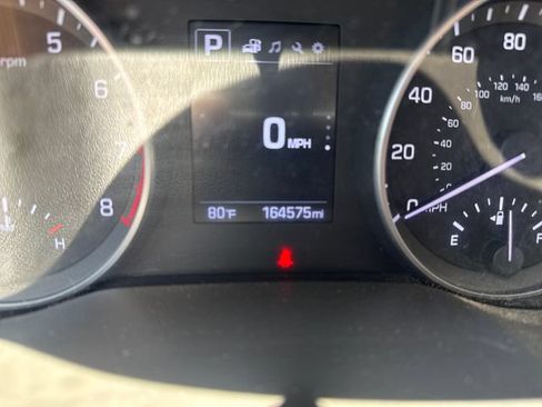 Used 2018 Hyundai Elantra SEL FWD image 16