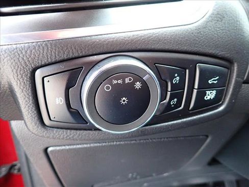 Used 2024 Ford Edge Titanium image 18