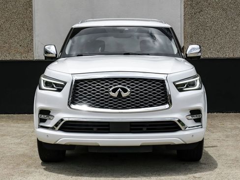 Used 2019 INFINITI QX80 Luxe w/ 22" Wheel Package RWD image 7