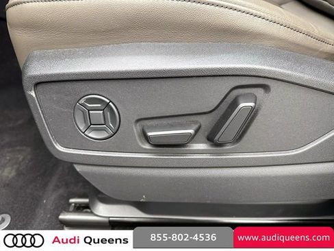 Used 2025 Audi Q5 2.0T Premium Plus w/ Premium Plus image 22