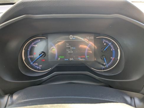 Used 2024 Toyota RAV4 XLE image 26