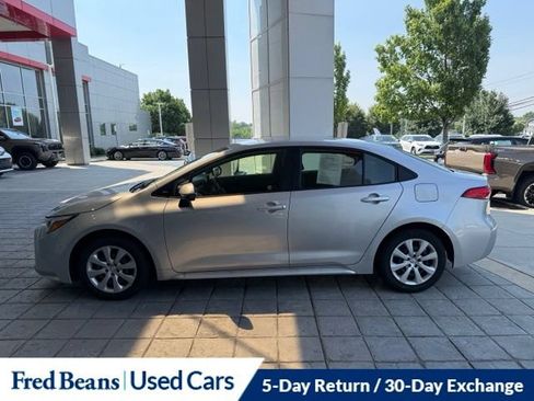 Used 2026 Toyota Corolla LE FWD image 19