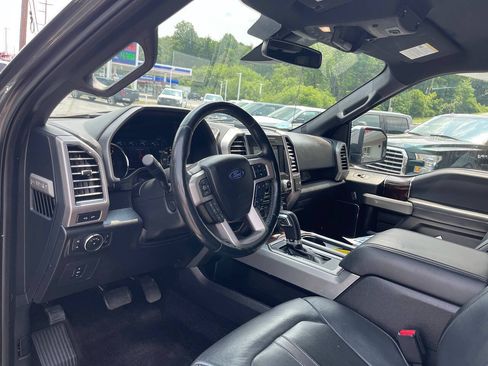 Used 2017 Ford F150 Platinum AWD/4WD image 19