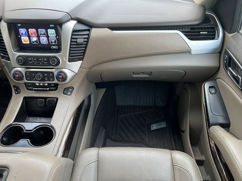 Used 2018 GMC Yukon XL SLT w/ HD Trailering Package image 36