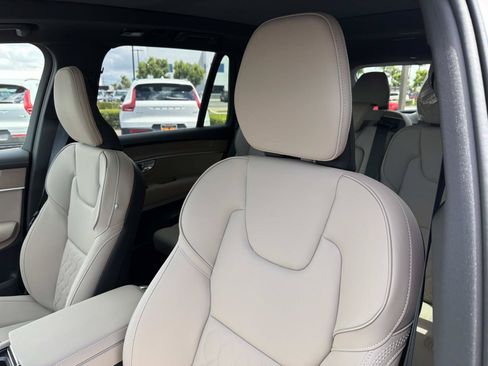 New 2026 Volvo XC90 B6 Plus AWD/4WD image 15